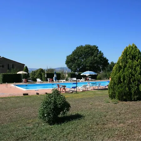 Chianacce Sleeps 2 Pool Apartment *