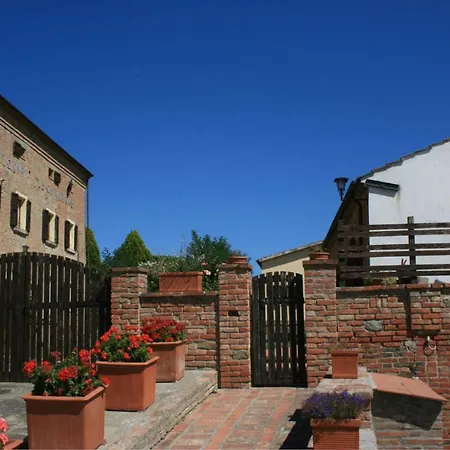 Chianacce Sleeps 2 Pool Cortona