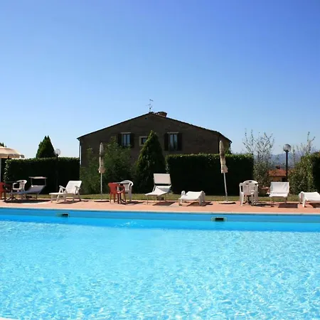 Chianacce Sleeps 2 Pool Apartment Cortona